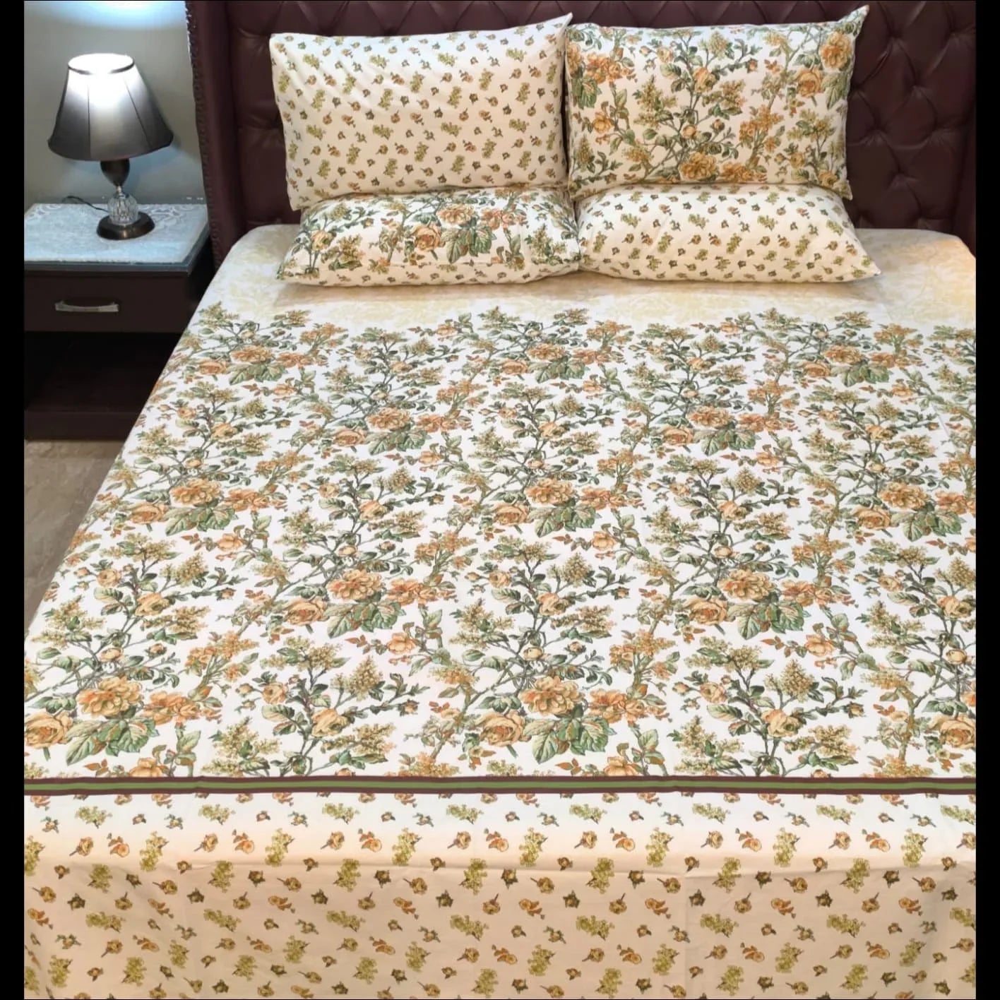 Floral Off white 015