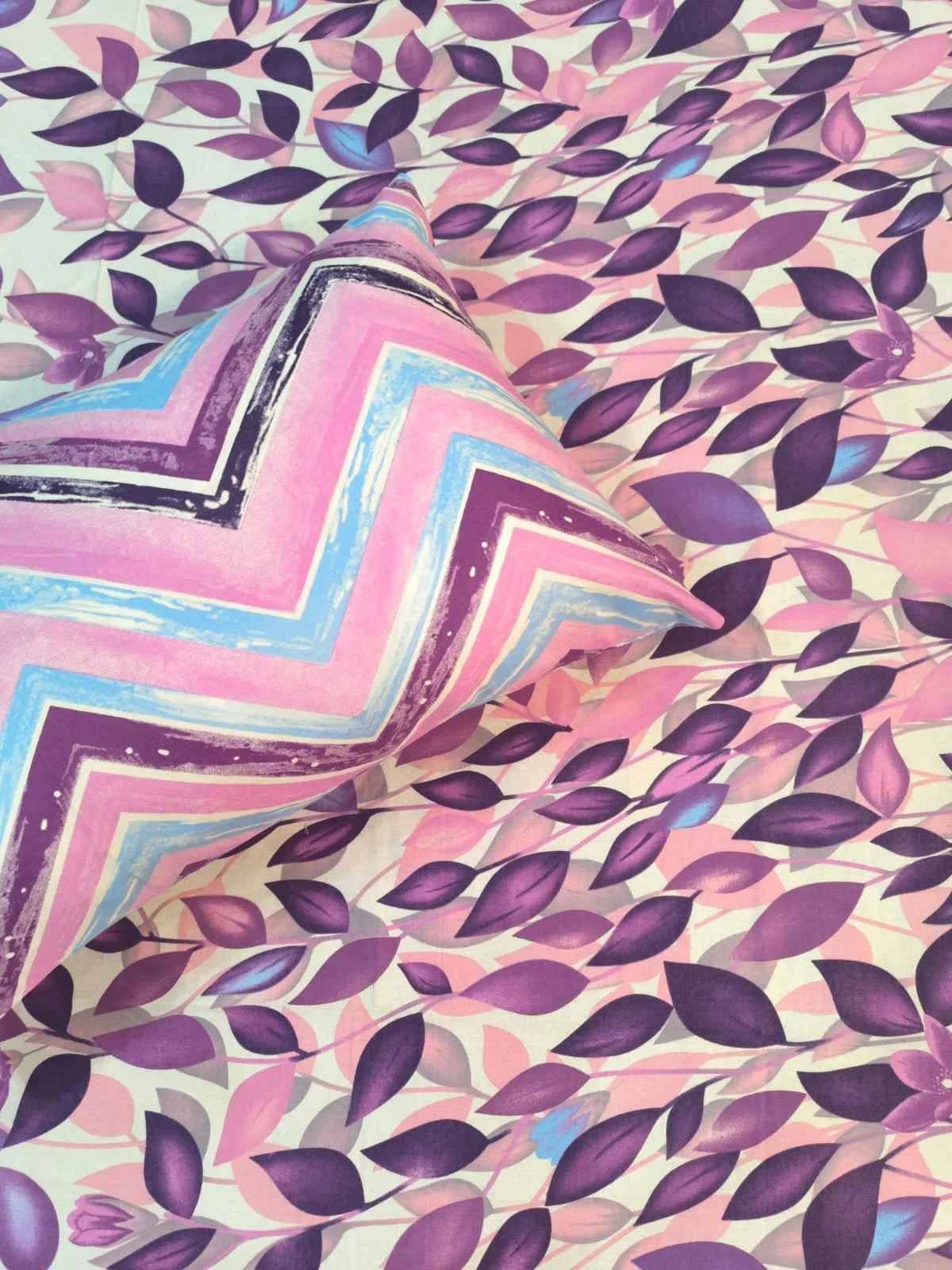 Purple floral and pattern 012