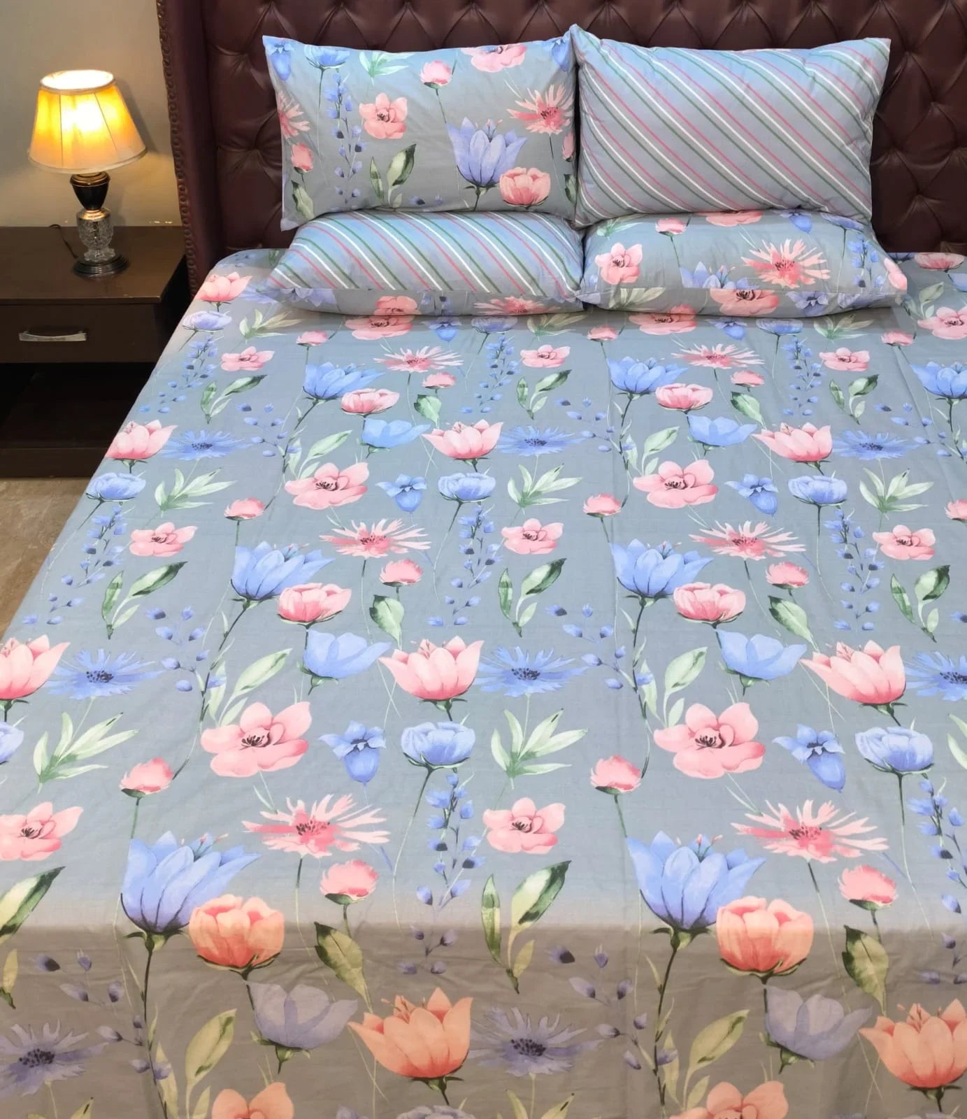 Grey Floral 018