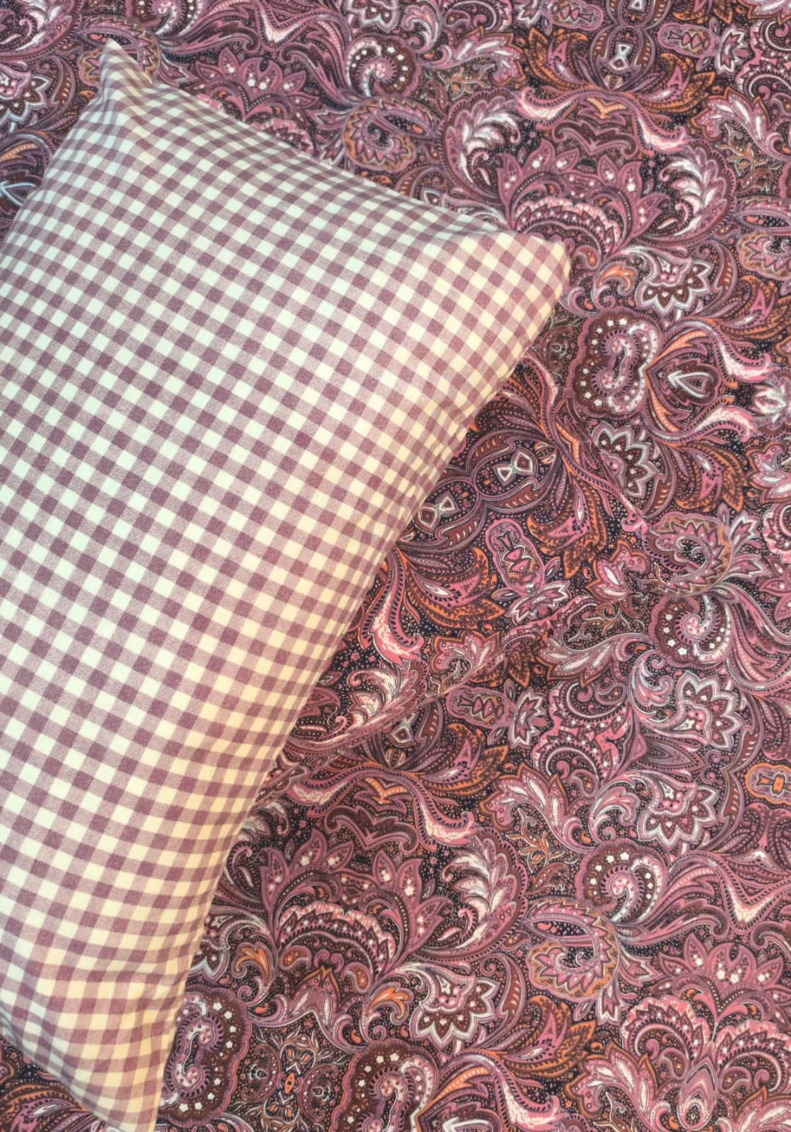 Regal Paisley Bedsheet 056